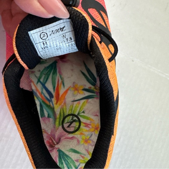 Zoot Vibrant Pink and Orange Athletic Shoes - Picture 8 of 10